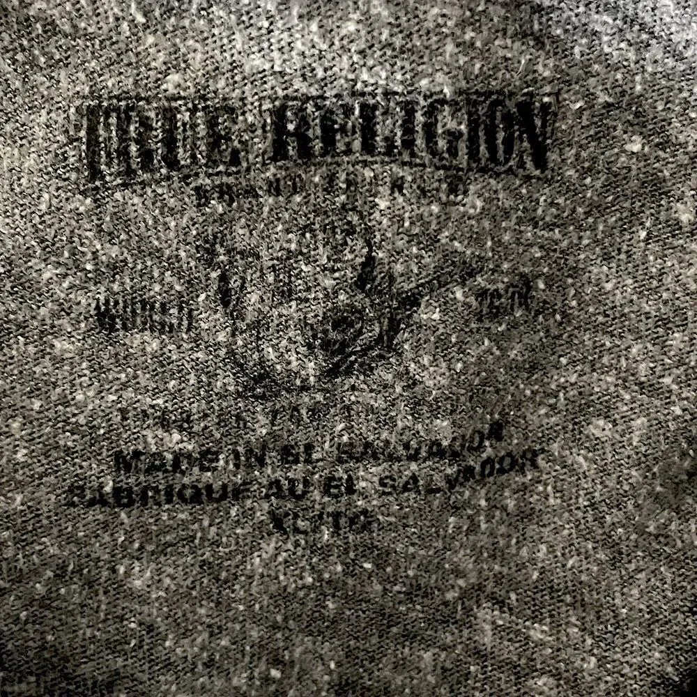 True Religion Mens Distressed Ultra-soft Short-Sleeve Tee. Size Xl.